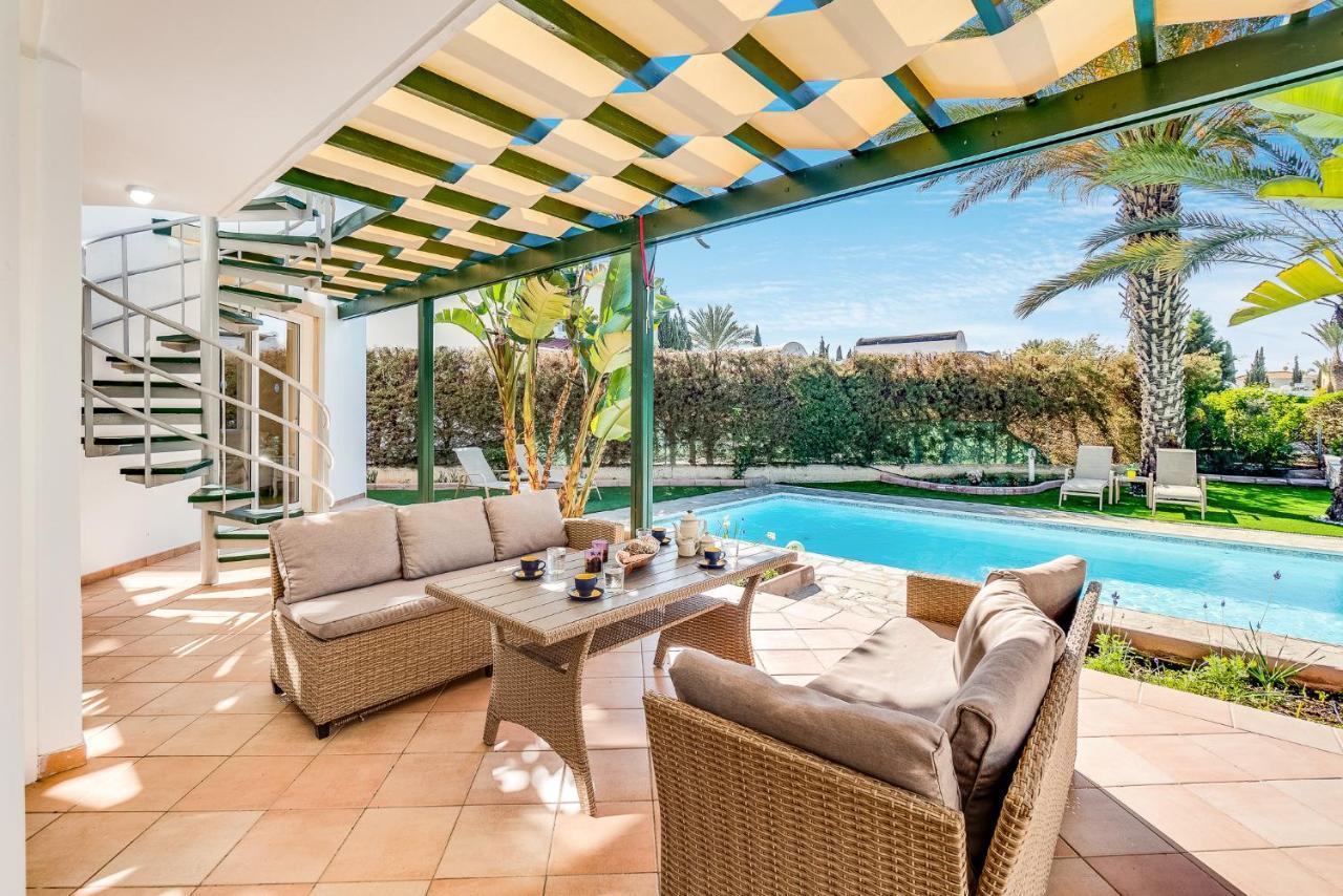 Villa Poseidon Gardens By Ezoria Villas Lárnaka Eksteriør bilde
