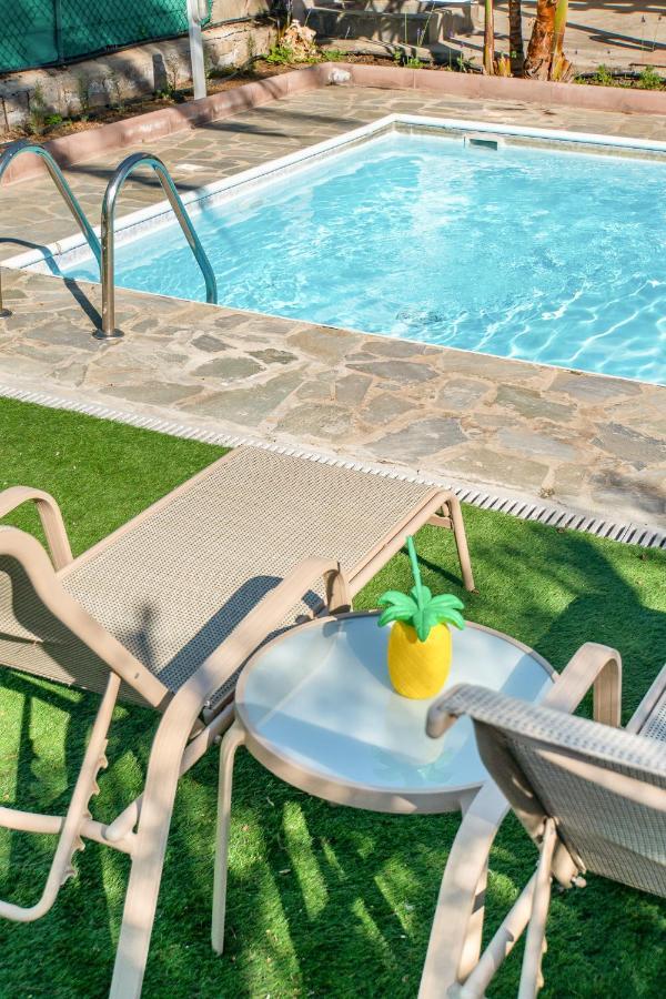 Villa Poseidon Gardens By Ezoria Villas Lárnaka Eksteriør bilde